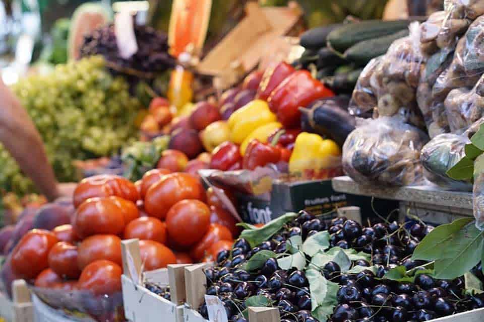 Nachhaltig einkaufen, Obst und Gemüse auf den Markt